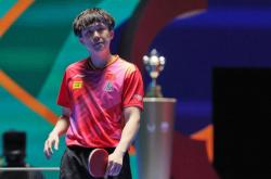 开云下载-乒乓球选手刷新世界纪录，震撼全场