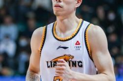 开云体育APP下载-雄鹿轻取福建队，张镇麟状态火热