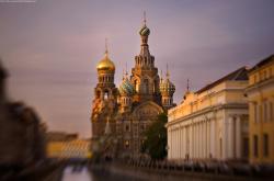 开云体育平台APP-佛罗伦萨淘汰赛涉险过关，本泽马刷新纪录再写传奇