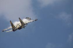 开云体育app-斯通斯总决赛之夜存在感拉满，率队捧起奥布莱恩杯