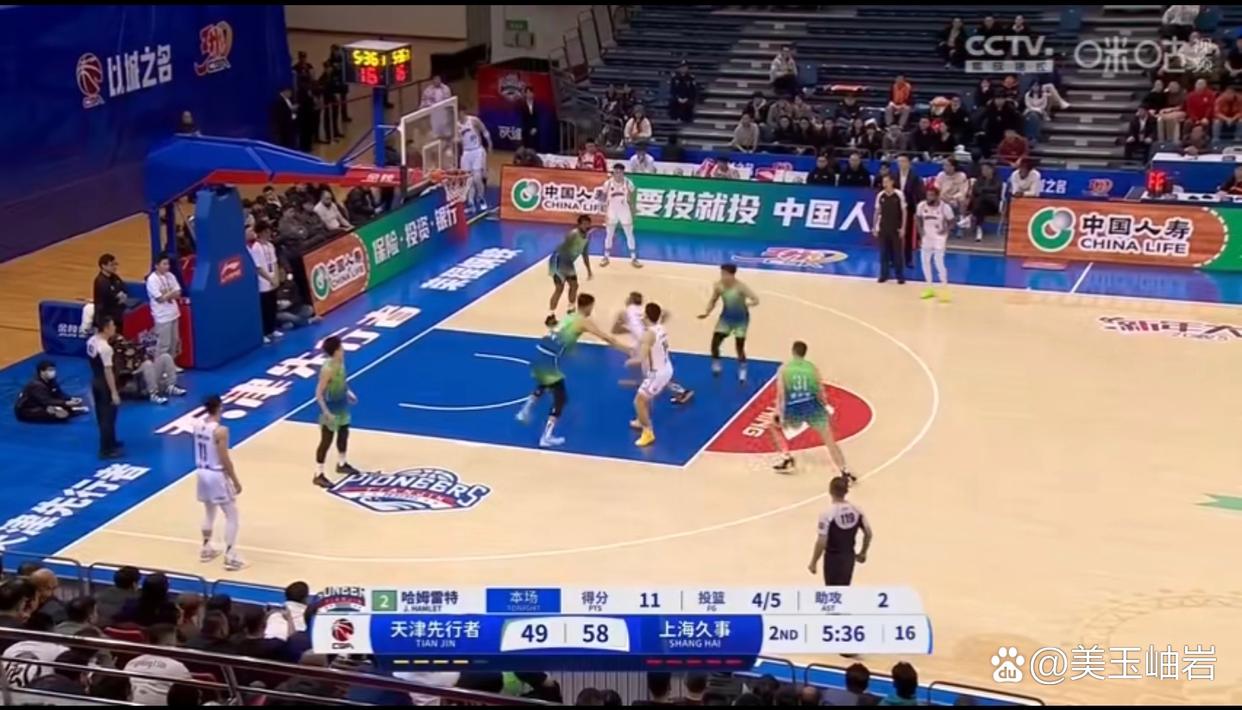 上海大鲨鱼主场胜利，球员们合力战胜对手的简单介绍