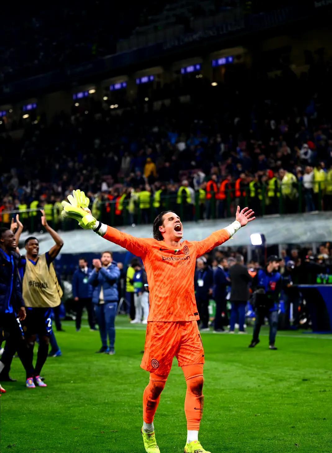 包含阿森纳绝地反击塞维利亚,特尔施特根惊艳世界的词条 包含阿森纳绝地反击塞维利亚,特尔施特根惊艳世界的词条