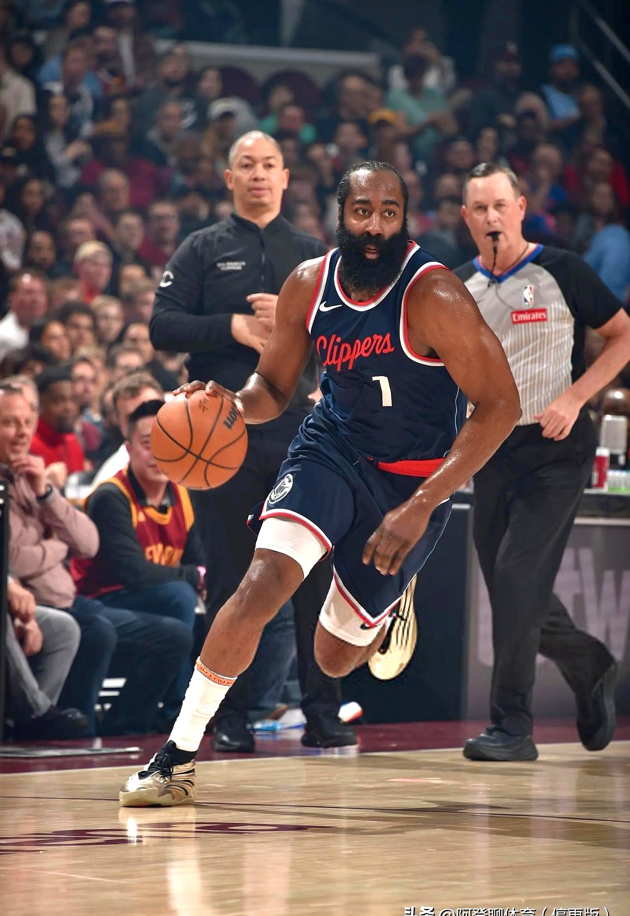 快船横扫鹈鹕,浓眉哥关键制胜 快船横扫鹈鹕,浓眉哥关键制胜