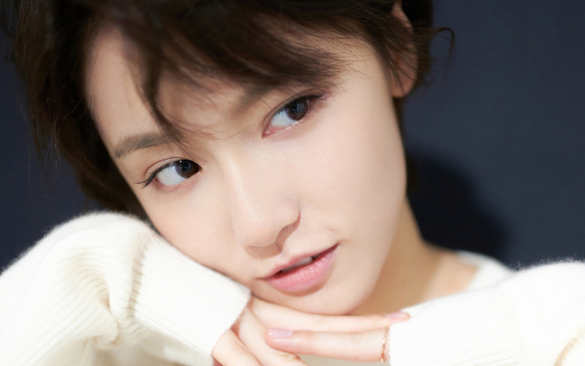 铁血压迫与致命尖刀，塞内加尔如何用窒息战术击穿勒沃库森