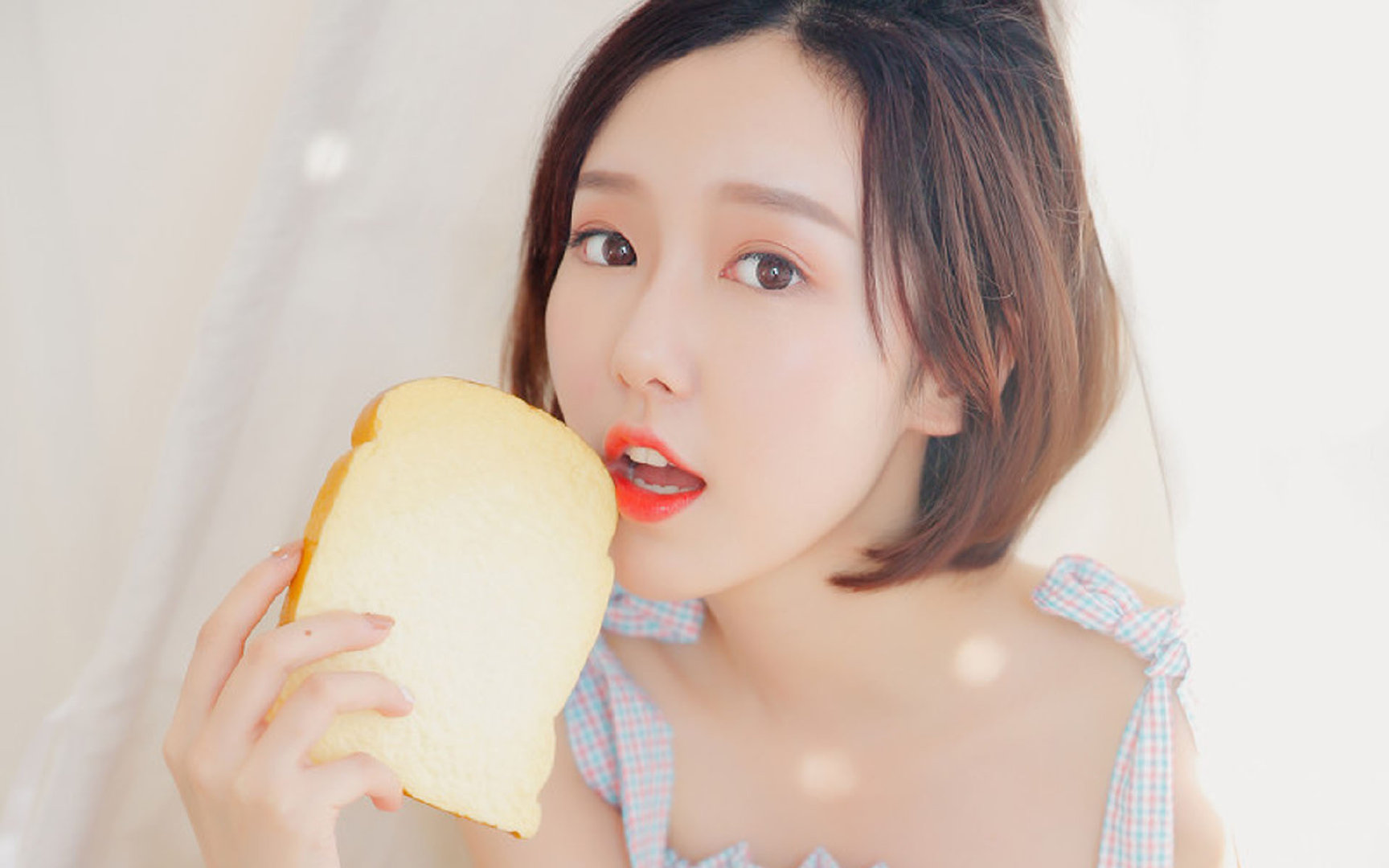 韩国对阵巴拉圭，拉亚用实力证明自己