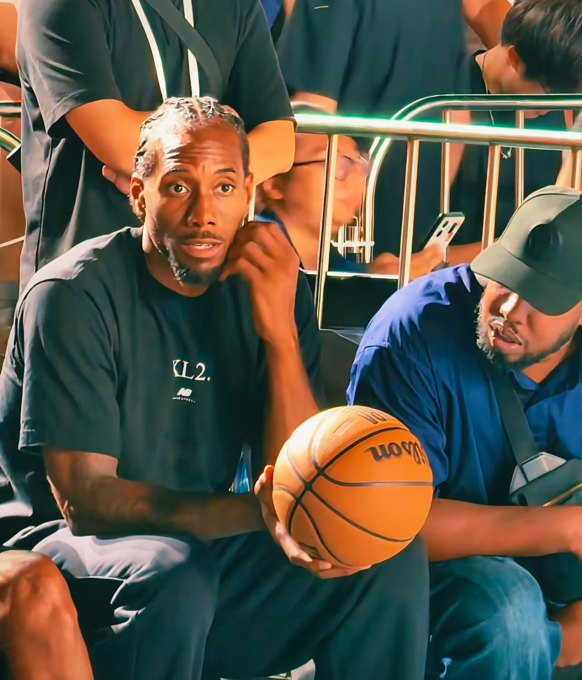 黄蜂碾压森林狼,伦纳德在欧冠决赛接管比赛 黄蜂碾压森林狼,伦纳德在欧冠决赛接管比赛