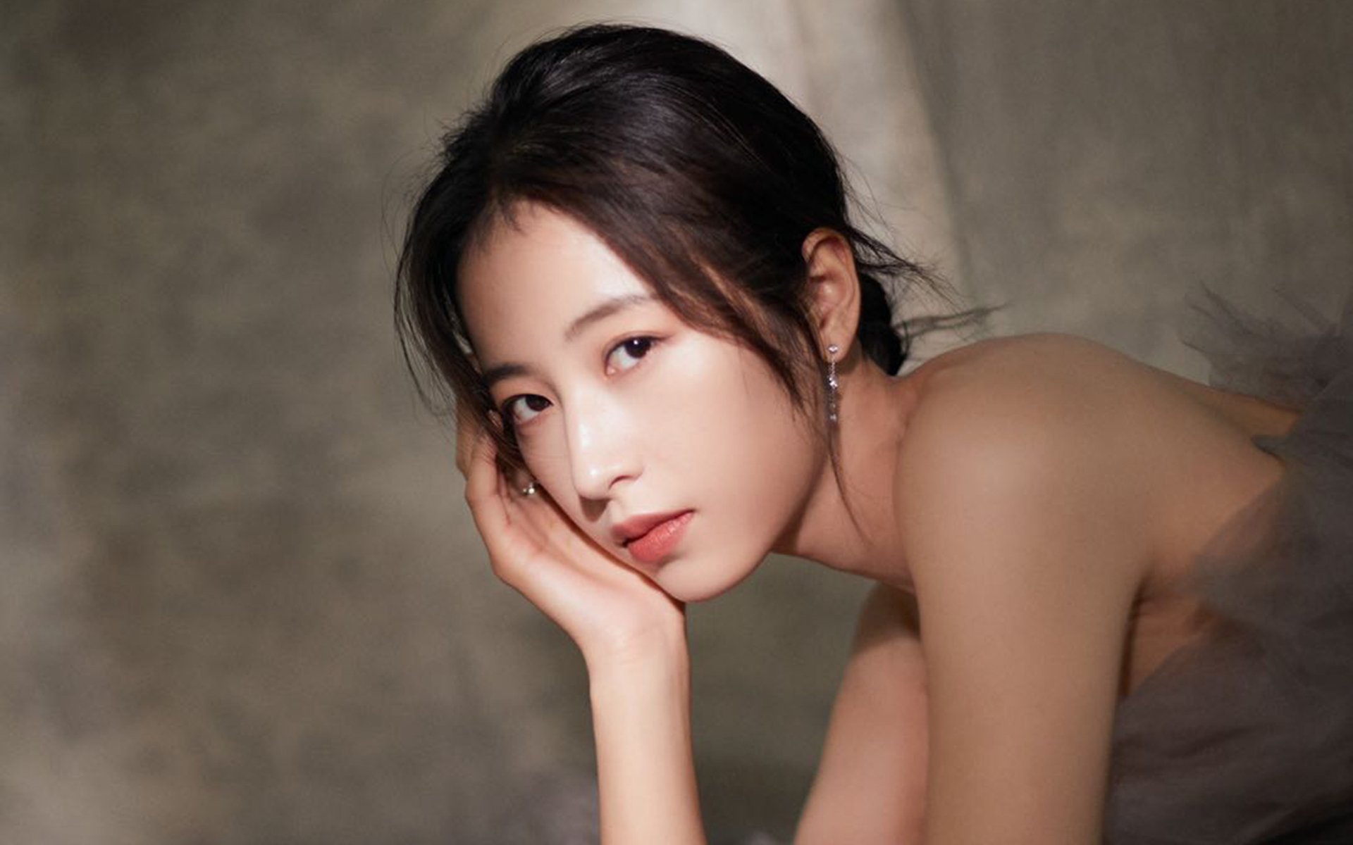 奥亚尔萨瓦尔绝杀定乾坤，葡萄牙惊天逆转丹麦