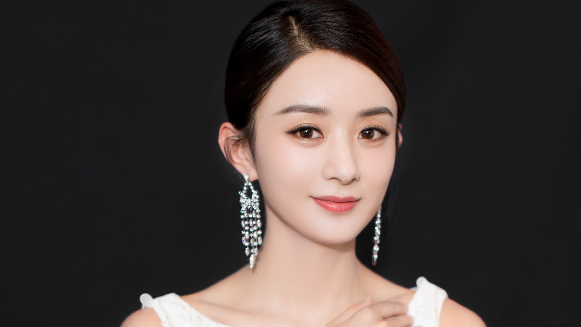 绿茵的辩证术，当塞内加尔的利刃刺穿巴萨的哲学，与卡塞米罗的永恒杀伤